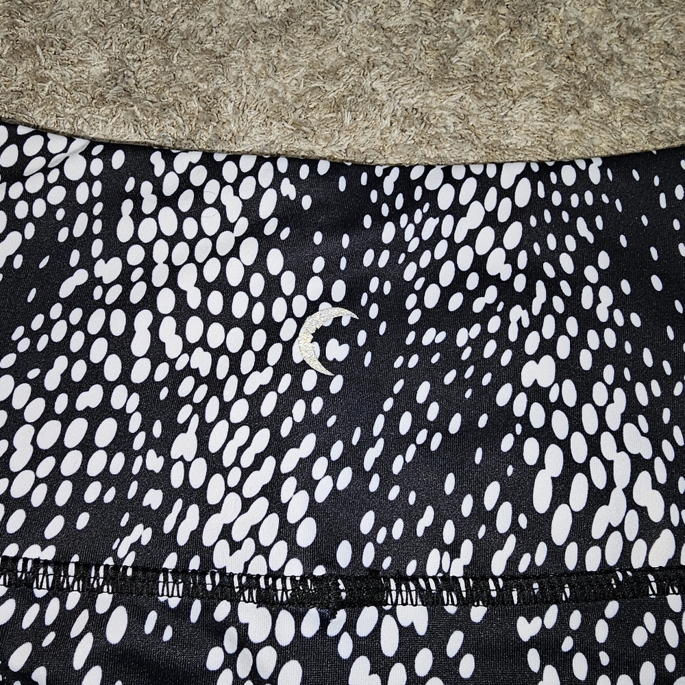 ZYIA Active Black Viper Pocket Light N Tight Hi-Rise Leggings 7/8 24” SZ 4 - Picture 7 of 11